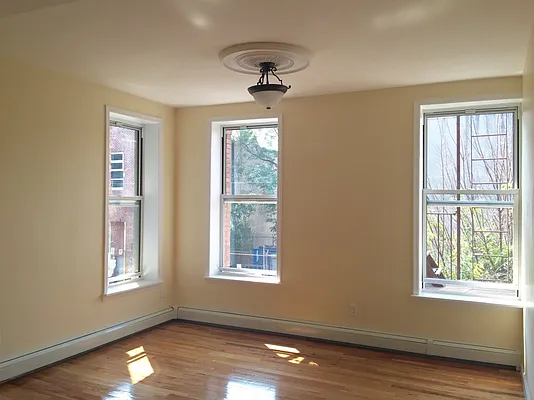 Rented by Bohemia Realty Group | media 14