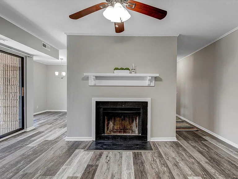 5915 Tamar Dr #12 — Photo 6