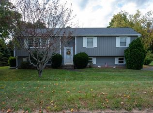 82 Buena Vista Dr, Plantsville, CT 06479