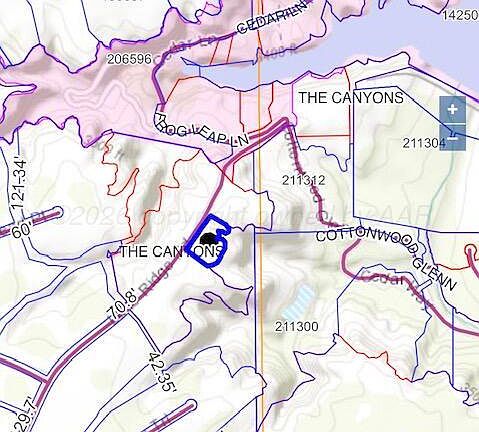 3rd image of 305 Lake Ridge Rd