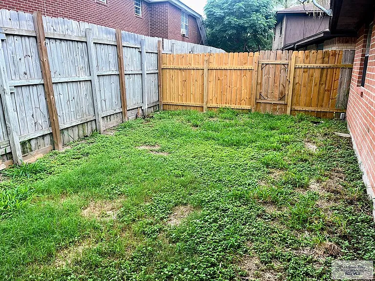 2906 Treasure Hills Blvd #C — Photo 17