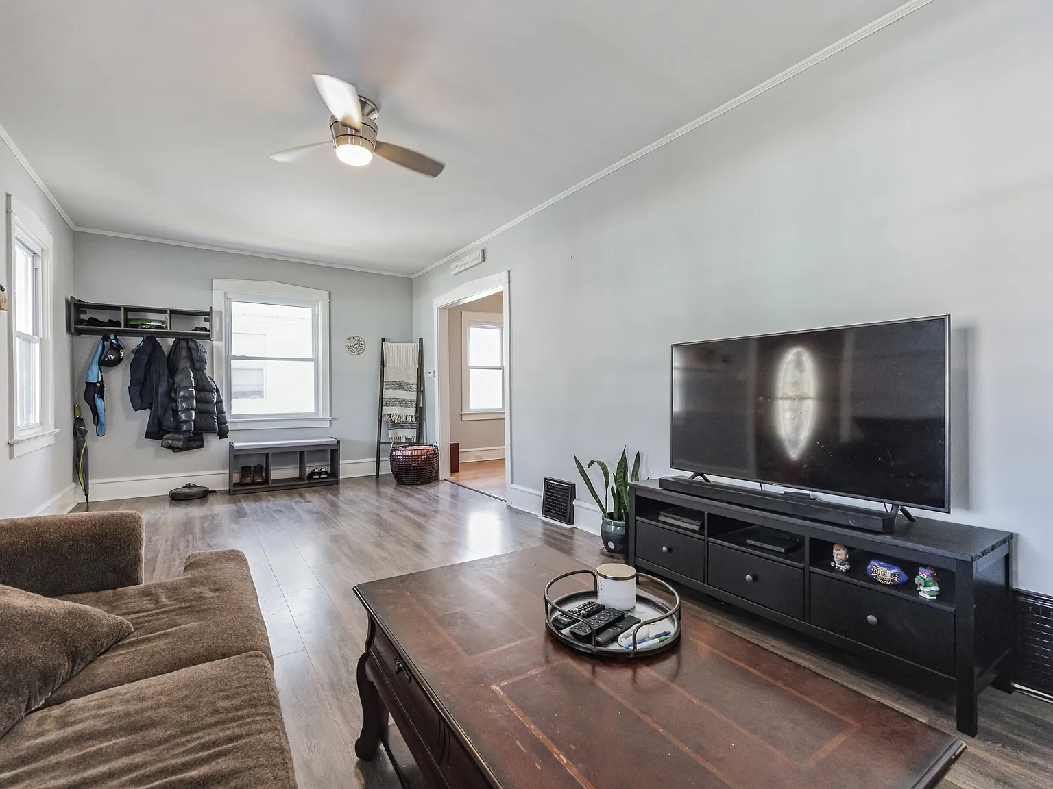 3 bed, 1527 sqft, $3,700 — Photo 4