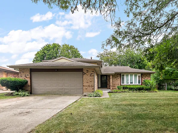 901 School Ave, Matteson, IL 60443