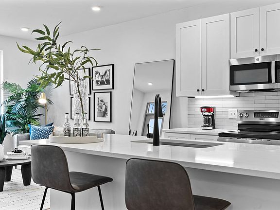 4th image of 6020 Montgomery Rd #507