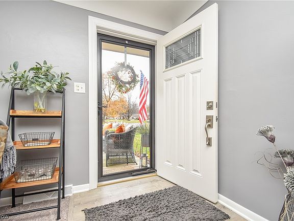 5th image of 2253 Sprucewood Dr