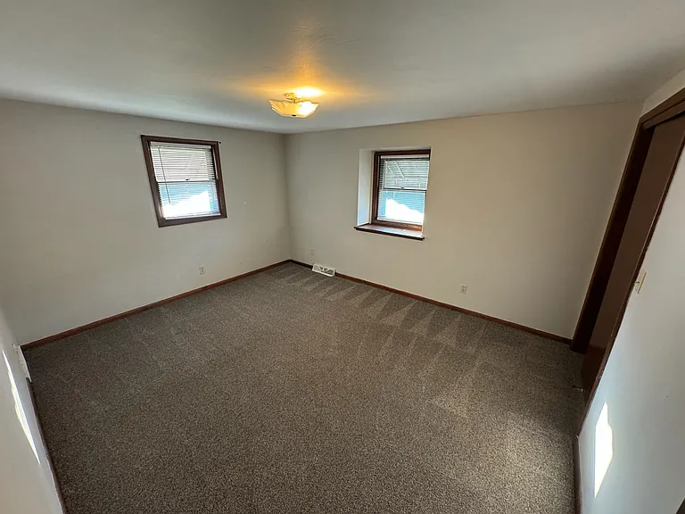 1835 W Gore Rd — Photo 12