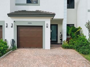 13636 SW 157th Ct, Miami, FL 33196