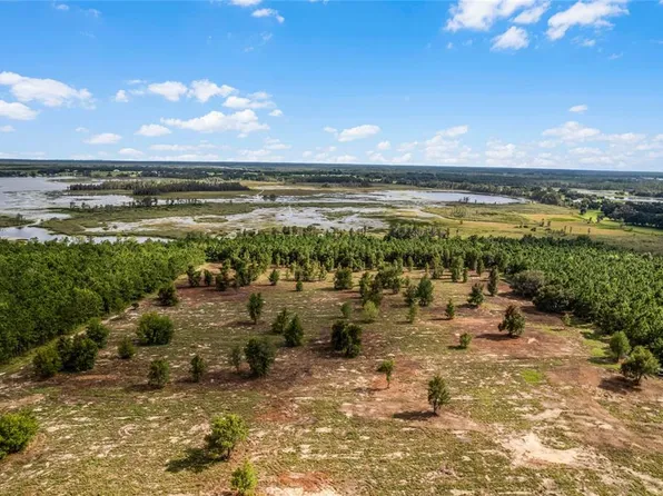 Lakeshore Dr, Clermont, FL 34711