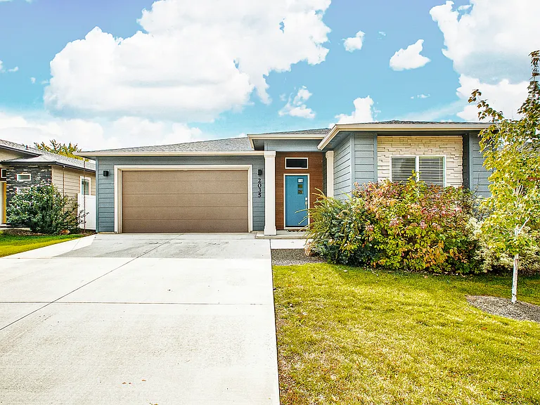 2035 E Oakcrest Dr — Photo 6