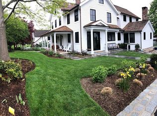 5 Brown Pl, Norwalk, CT 06853