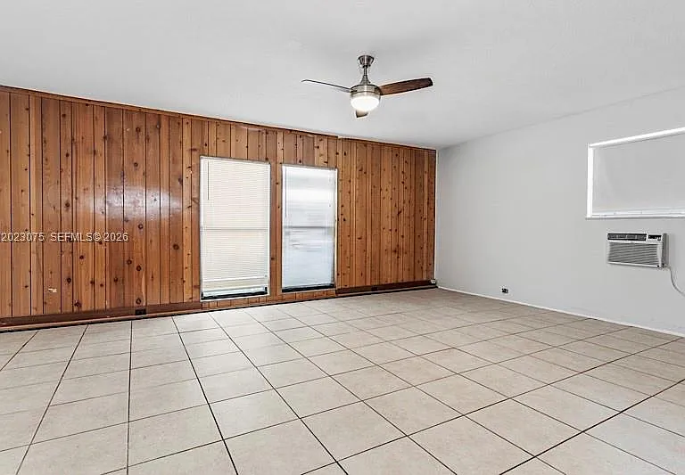 3910 NW 4th Ct — Photo 23