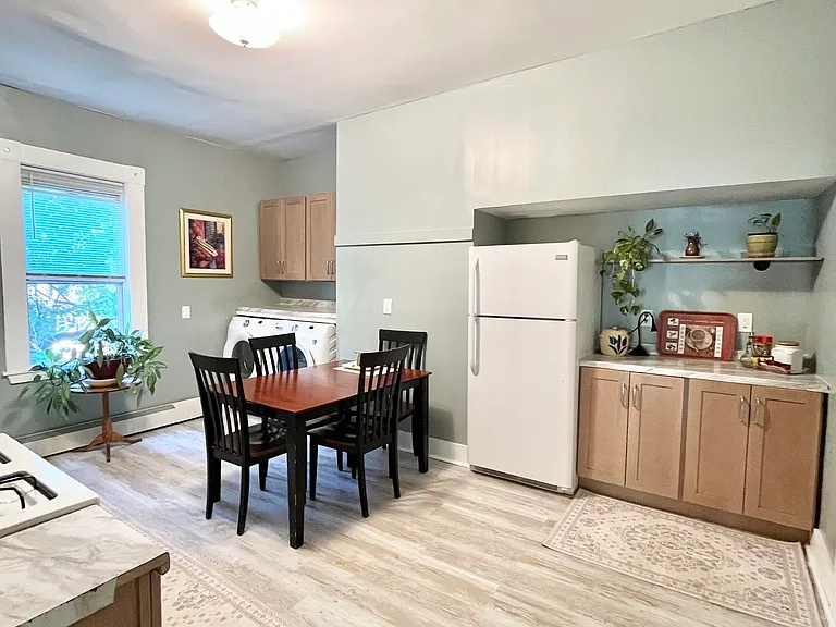 45 Thornton St #1 — Photo 7