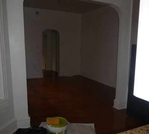 4th image of 4325 Sansom St APT 1R