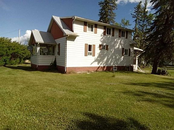 2nd image of 21 Peace River Ave N #E