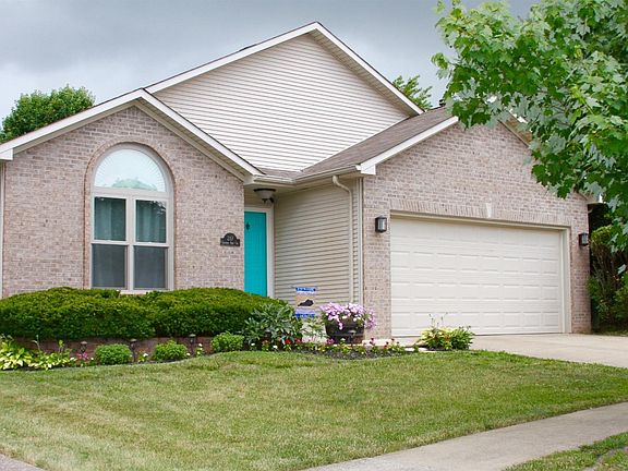 2nd image of 217 Gateway Park Cir