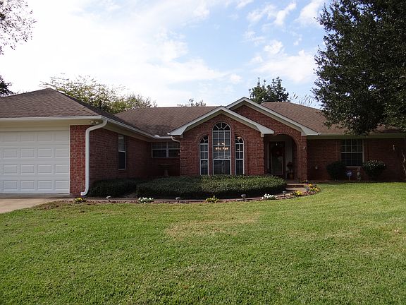 2nd image of 15882 Sunshine Dr