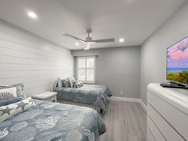 2403 Fairway Dr N — Photo 15