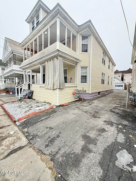 3rd image of 5 Hawk Street