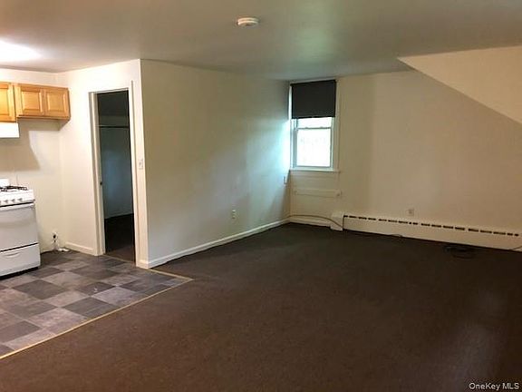 5th image of 49 Congers Rd APT 7