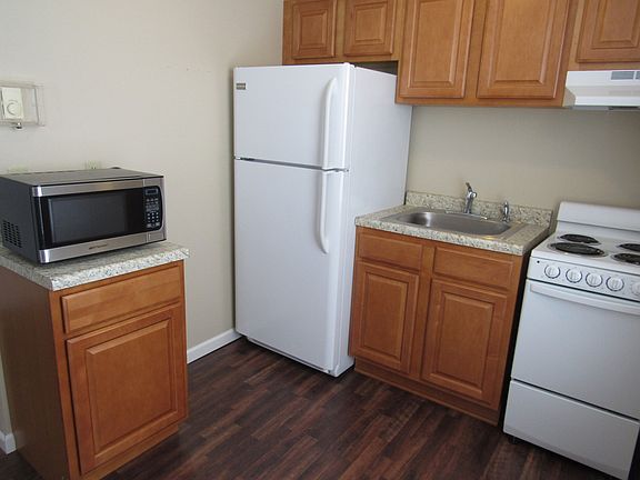 5th image of 1100 W Philadelphia St #4b90d62c7