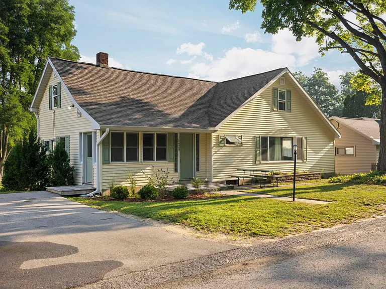 1420 Randolph St — Photo 24