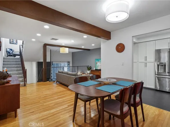 11912 Riverside Dr Unit 21, Valley Village, CA 91607