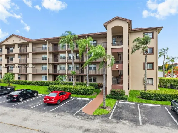 13255 SW 16th Ct APT 211K, Pembroke Pines, FL 33027