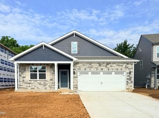 8106 Cedar Pointe Dr, Louisville, KY 40228