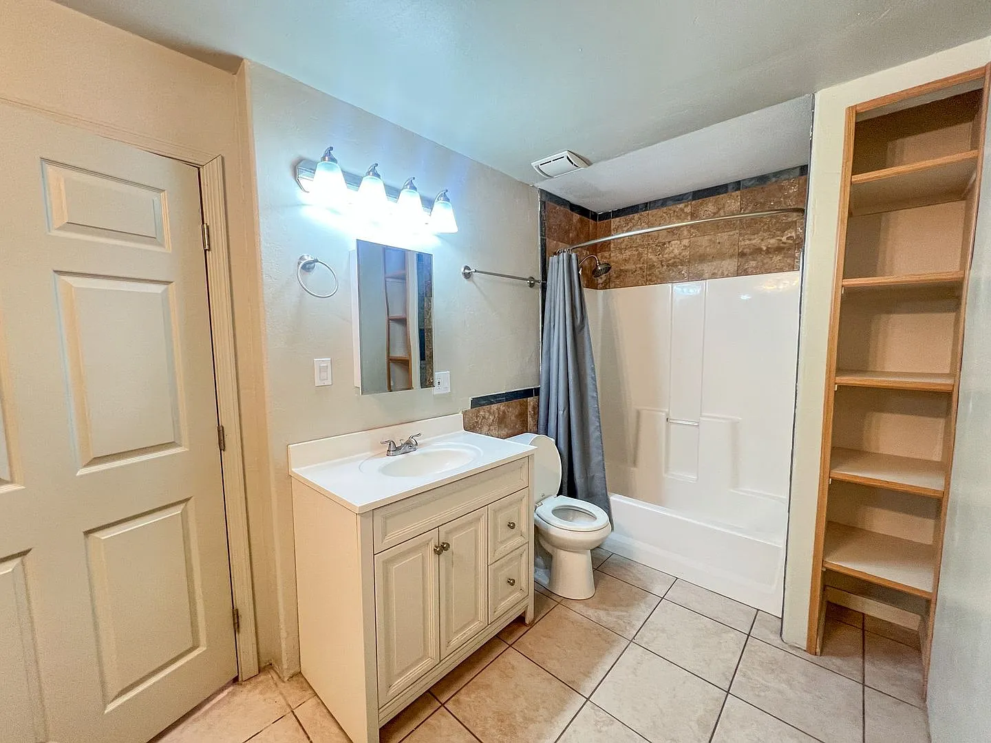 Studio Apartment/ Camp Verde — Photo 4