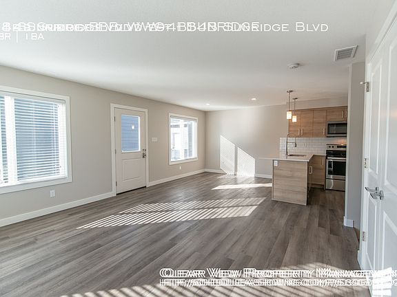 3rd image of 94 Sunridge Blvd W #94BSUNRIDG