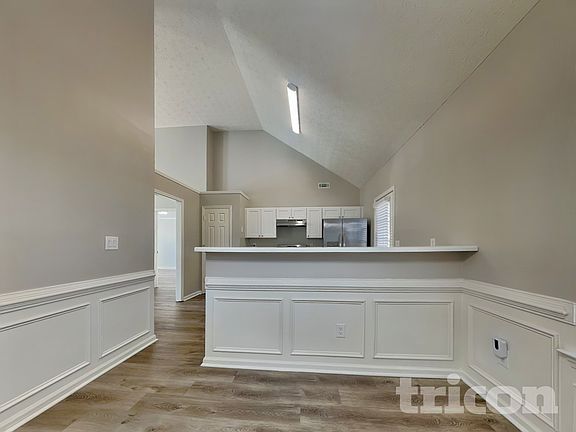 4th image of 1270 Saint Francis Ct