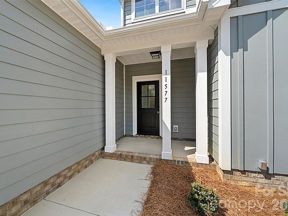 4th image of 11577 Valley Oaks Ln #30