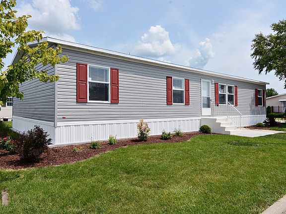 4th image of 39 Saint Peters Dr