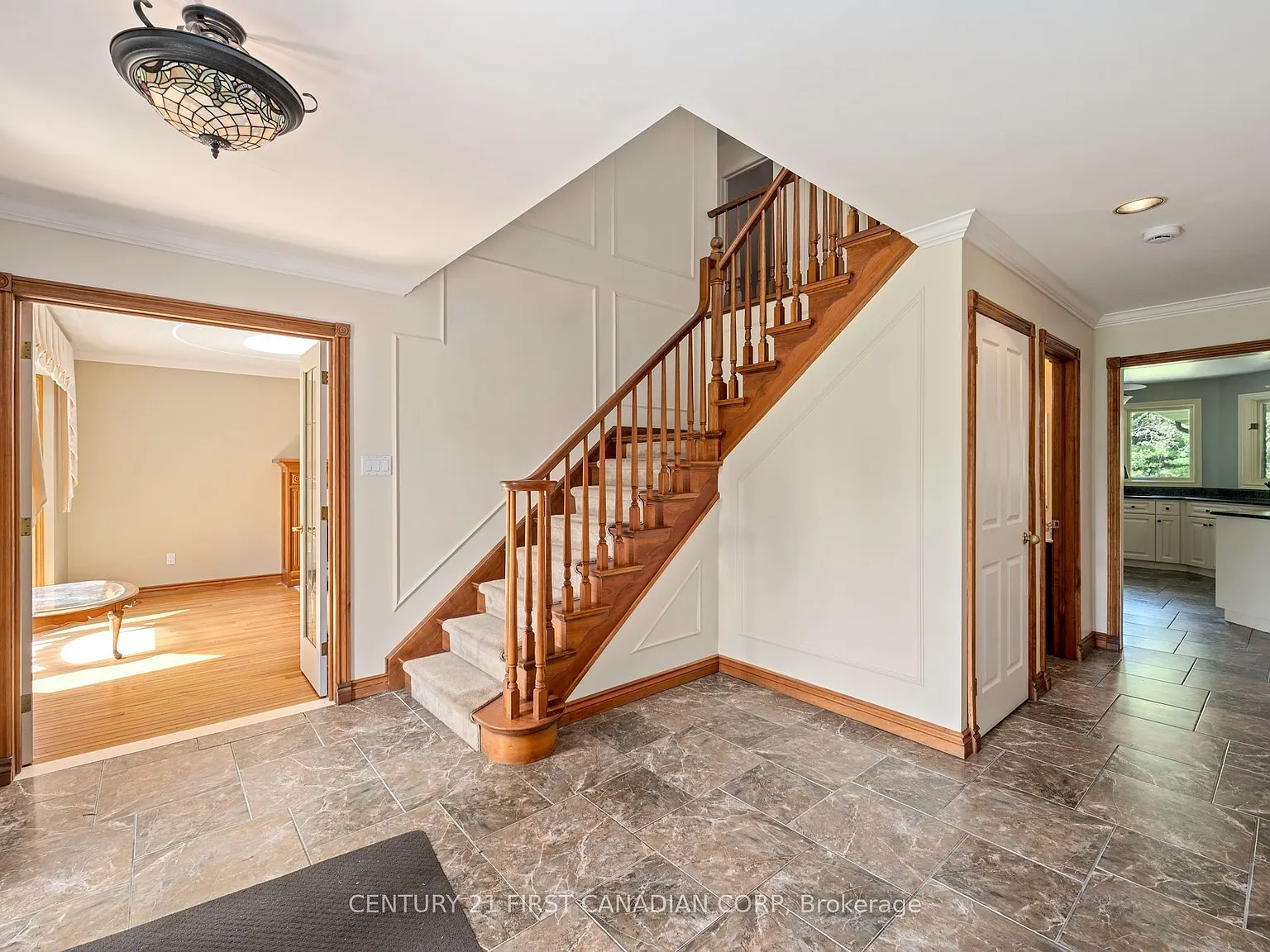 4 bed, $4,000 — Photo 4