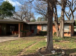 1213 W Lilly Ln, Arlington, TX 76013