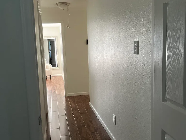 4039 W Walton St — Photo 10