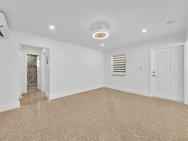 5122 NE 19th Ave #3 — Photo 11