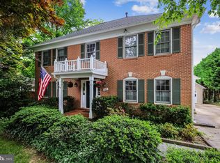 2212 Forest Glen Rd, Silver Spring, MD 20910