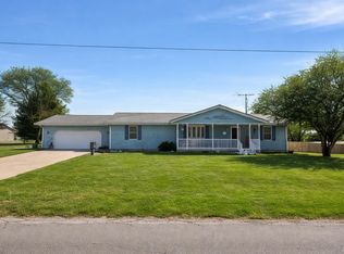 245 E Schlomer Rd, Vincennes, IN 47591