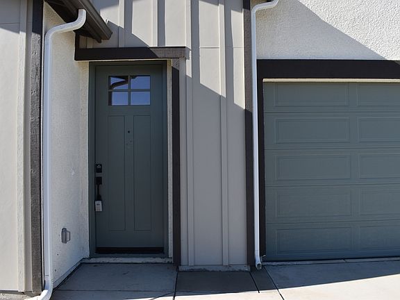 4th image of 399 Gallaway Ct