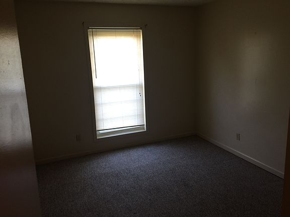 3rd image of 112 Robinwood Dr #166302