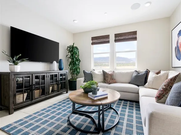 3930 Lavine Way #111, Corona, CA 92883