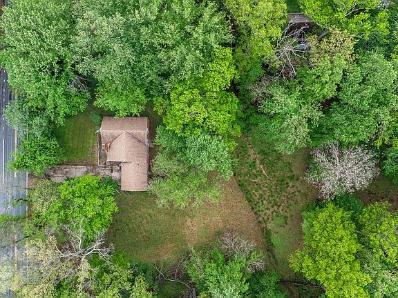 5th image of 10979 Stuart Mill Rd