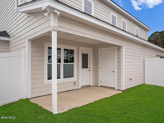 4th image of 836 Sarah Rebecca Drive #B