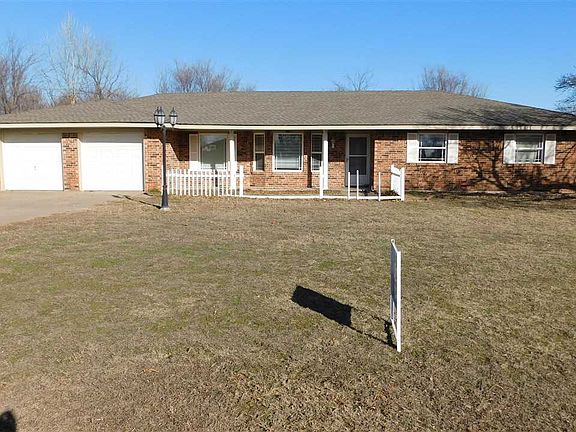3rd image of 141 Wichita Dr