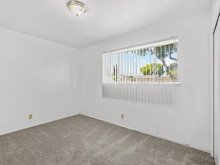 2329 Monroe St #2 — Photo 9