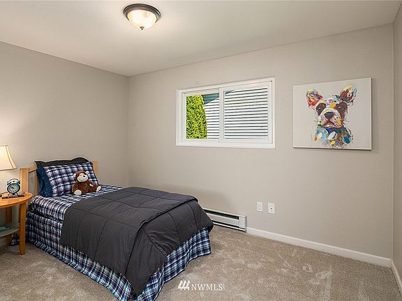 4th image of 16037 NE 105th Ct