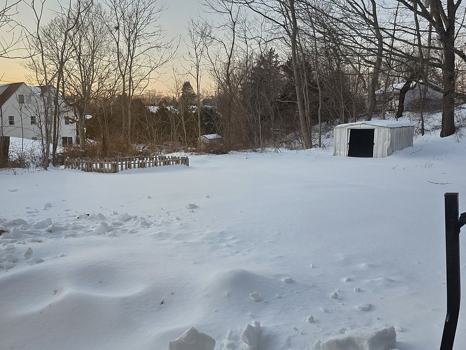 Large rear yard