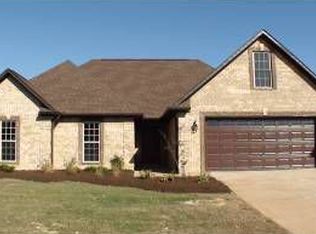 240 Sungate Dr, Medina, TN 38355