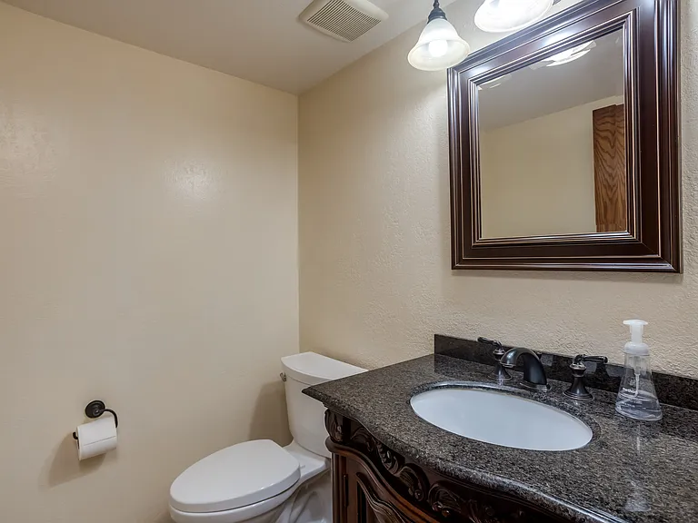 2256 Emerald Hills Cir — Photo 14